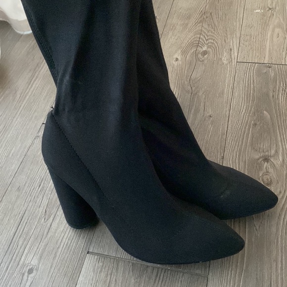 Black sock booties size 9 - Picture 6 of 7